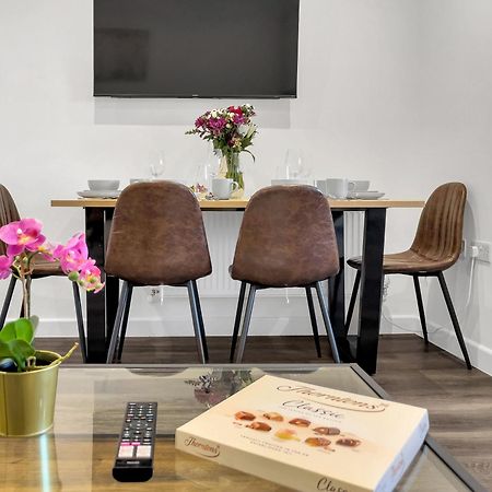 Homely North London Apartments Hendon The Hyde Bagian luar foto