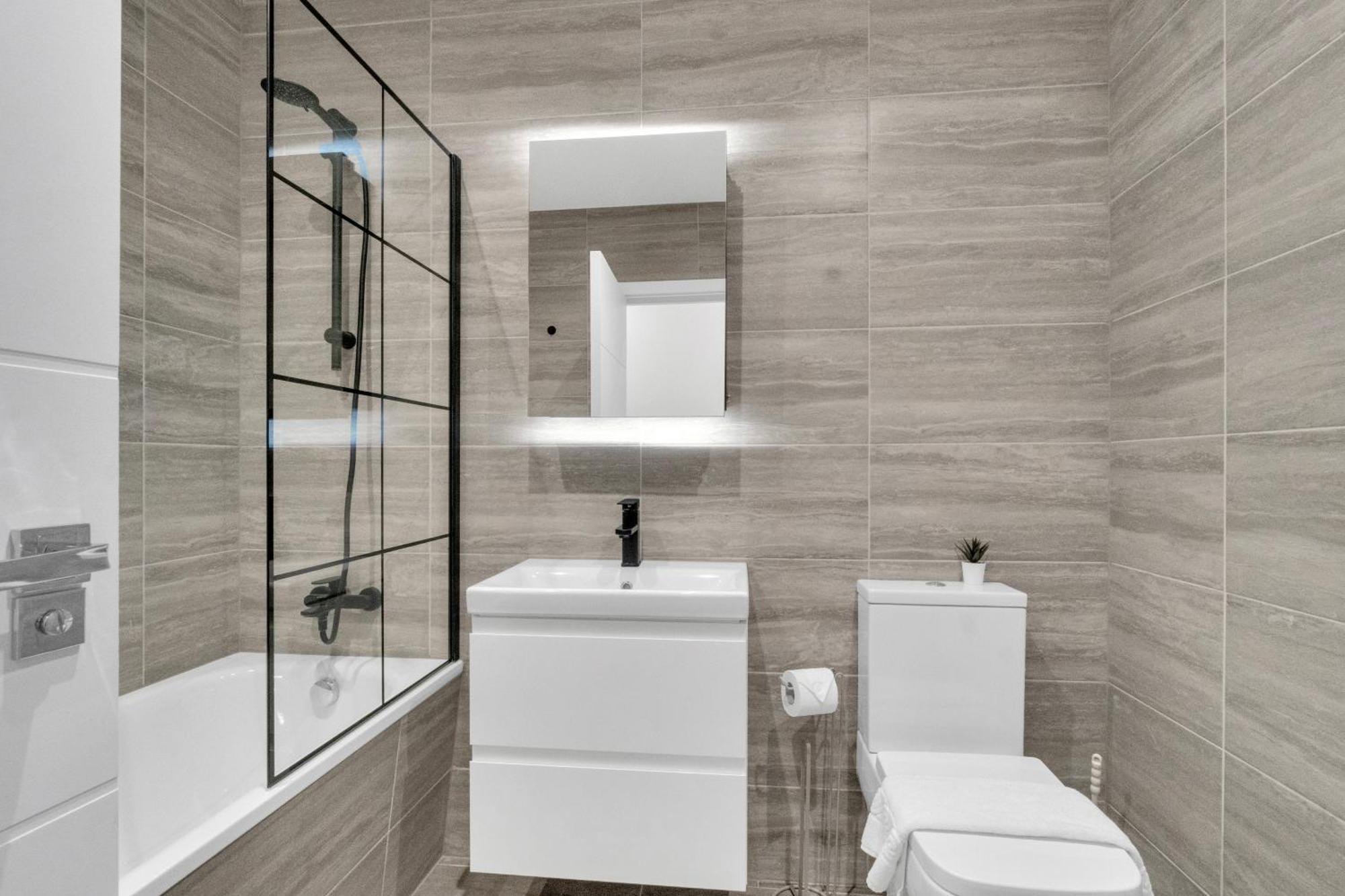 Homely North London Apartments Hendon The Hyde Bagian luar foto
