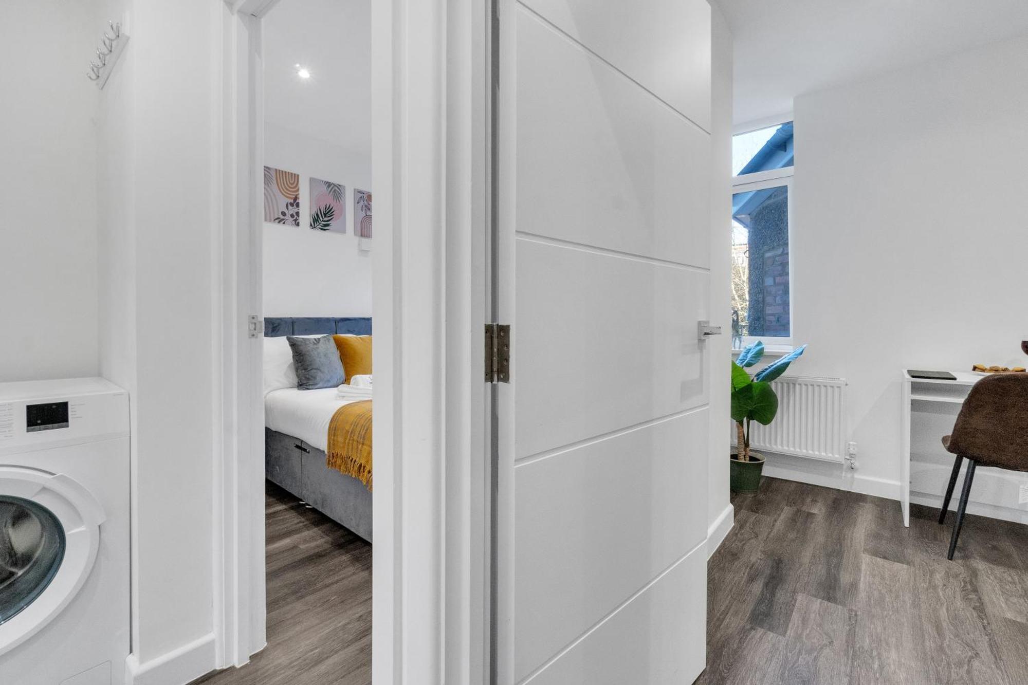 Homely North London Apartments Hendon The Hyde Bagian luar foto