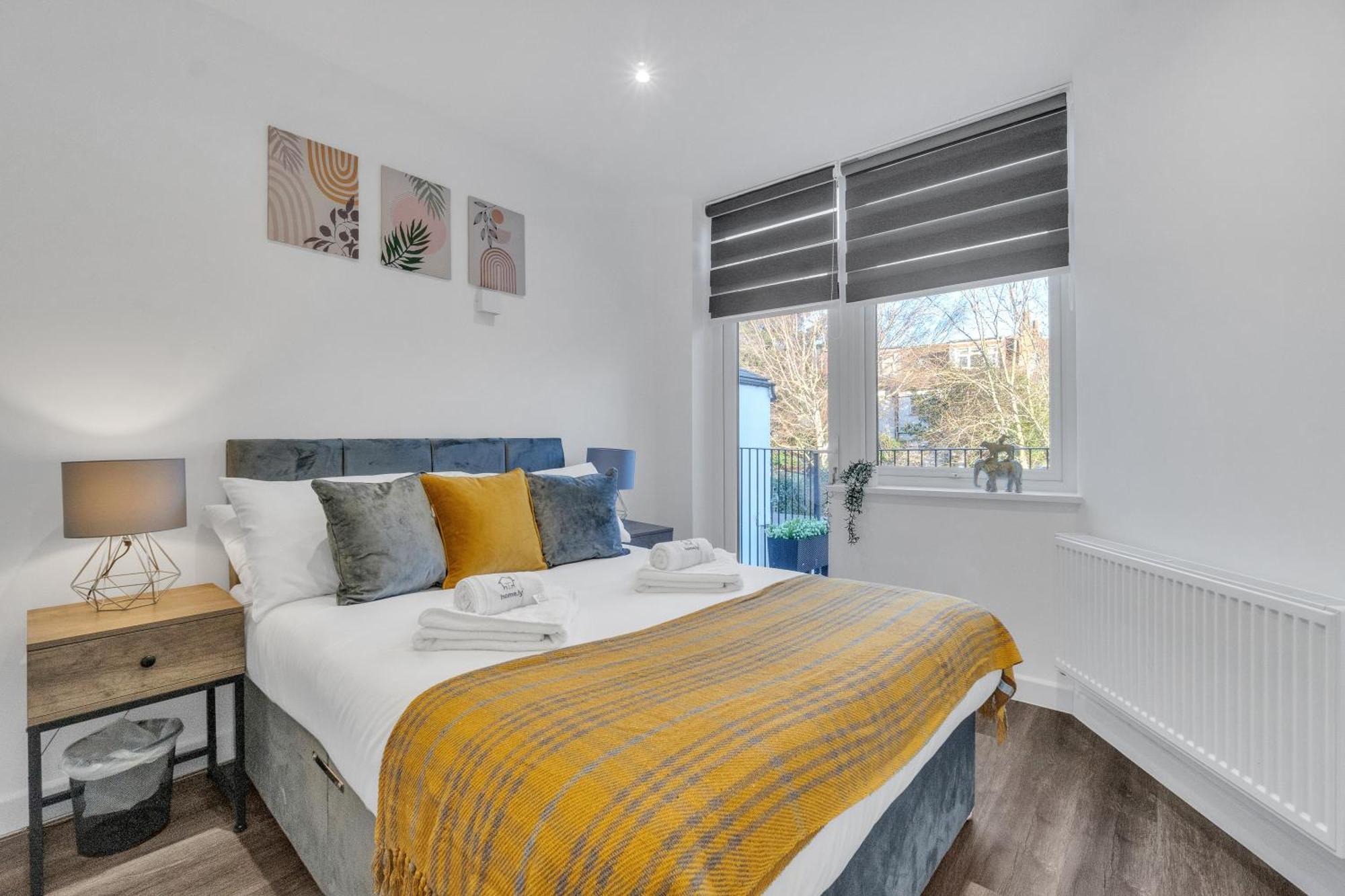 Homely North London Apartments Hendon The Hyde Bagian luar foto