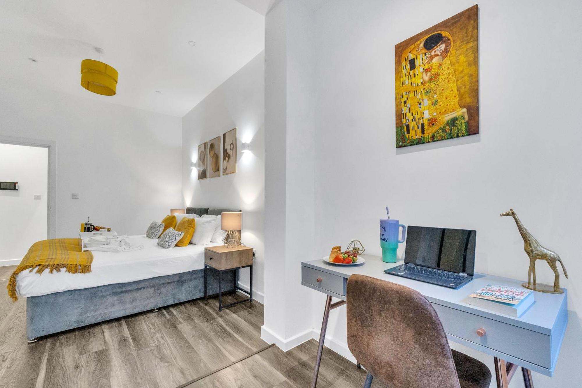 Homely North London Apartments Hendon The Hyde Bagian luar foto