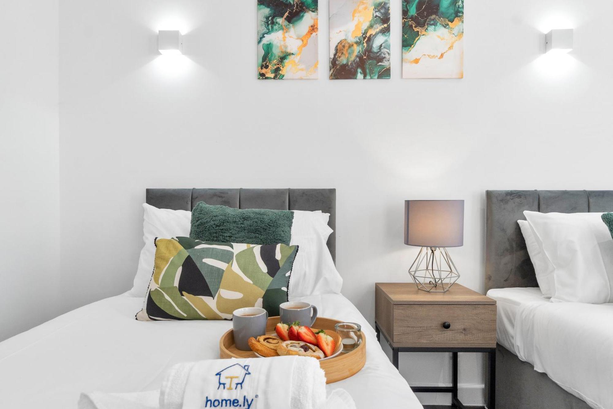 Homely North London Apartments Hendon The Hyde Bagian luar foto